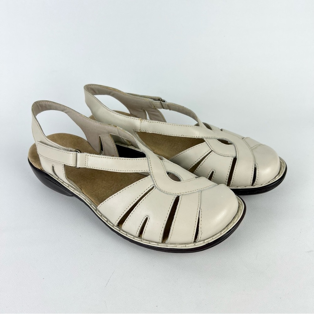 Clarks Ina Jewel Ivory Fisherman Sandal 8